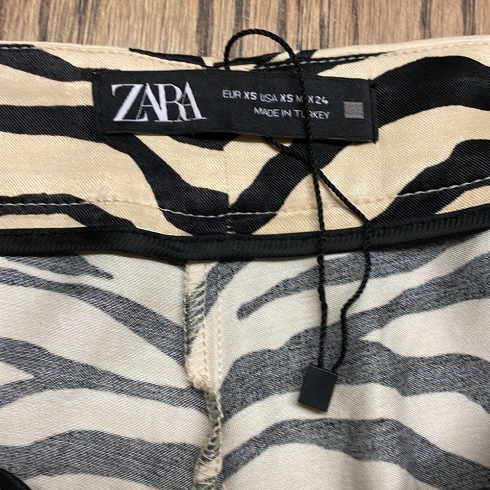 Zara zebra print pants NWOT high waisted - Picture 3 of 5